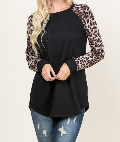 Leopard Sleeved Top